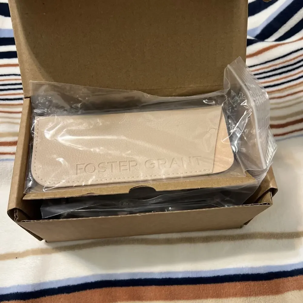 Design Optics Reading Glasses 3 Pack With Case Plastic Frame Square